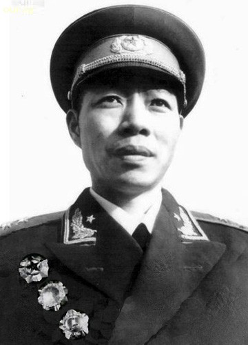 王輝球